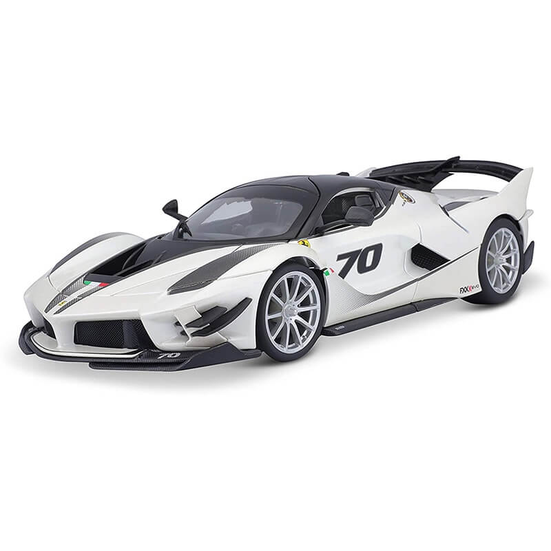 Bburago 1:18 Ferrari FXX K EVO λευκό περλέBburago 1:18 Ferrari FXX K EVO λευκό περλέ