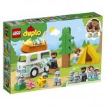 Lego Duplo - Οικογενειακή Περιπέτεια Με Τροχόσπιτο (10946)