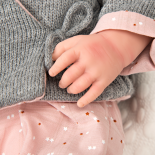 Μωρό Elegance Edur 40cm με ρεαλιστικό Βάρος και Κουβερτάκι - Munecas Arias (60641)