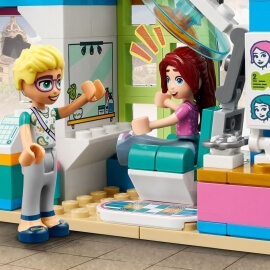 Lego Friends - Κομμωτήριο (41743)