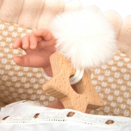 Μωρό Elegance Aria 38εκ με ρεαλιστικό Βάρος και Καλάθι Μπεζ - Munecas Arias (60681)
