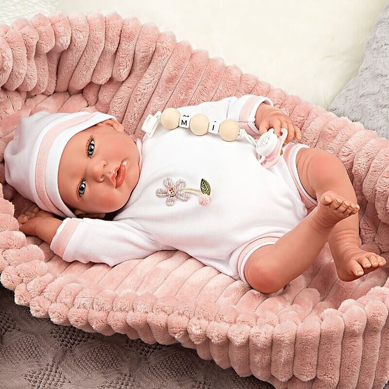 Μωρό Νεογέννητο Reborn Lola 40 εκ με Ροζ Καλάθι - Munecas Arias (98110) Μωρό Νεογέννητο Reborn Lola 40 εκ με Ροζ Καλάθι - Munecas Arias (98110)