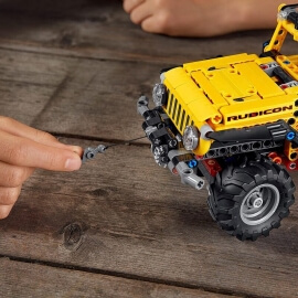Lego Technic - Jeep® Wrangler (42122)