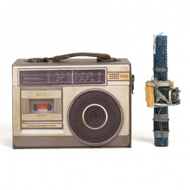 Πασχαλινή Λαμπάδα με Vintage Κάμερα σε Δερμάτινο Κουτί (24154C)