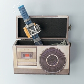 Πασχαλινή Λαμπάδα με Vintage Κάμερα σε Δερμάτινο Κουτί (24154C)
