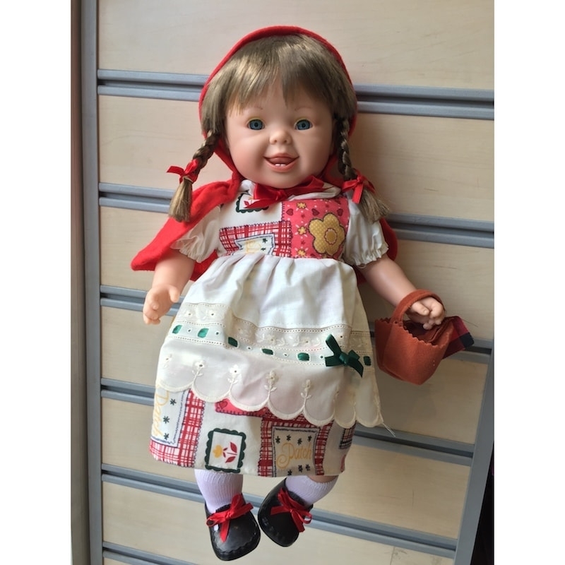 Κούκλα Κοκκινοσκουφίτσα  με Ήχους 45 cmΚούκλα Κοκκινοσκουφίτσα  με Ήχους 45 cm