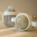Εκπαιδευτικό Ποτηράκι με Χειρολαβές Mio 200ml Little Farm - Little Dutch (108017065399)