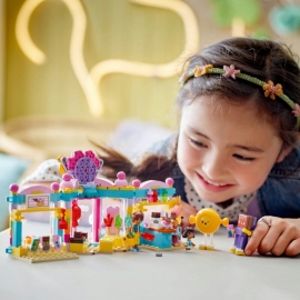 Lego Friends Κατάστημα με Ζαχαρωτά της Heartlake City (42649)