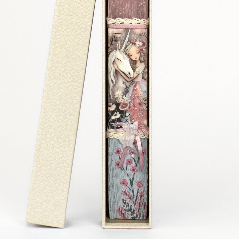 Πασχαλινή Λαμπάδα Πλακέ με Κοπέλα Μονόκερος Ροζ (26059P)Πασχαλινή Λαμπάδα Πλακέ με Κοπέλα Μονόκερος Ροζ (26059P)