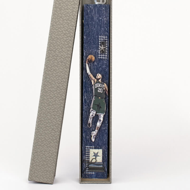 Πασχαλινή Λαμπάδα Πλακέ με Μπασκετμπολίστα Μπλε (26075B)Πασχαλινή Λαμπάδα Πλακέ με Μπασκετμπολίστα Μπλε (26075B)