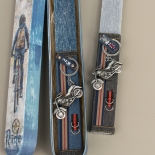 Πασχαλινή Λαμπάδα Πλακέ με Μπρελόκ Μηχανή Μπλε (26085B)