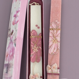 Πασχαλινή Λαμπάδα Ζωγραφισμένη με Κρεμαστό Λουλούδι Λευκή (26101W)