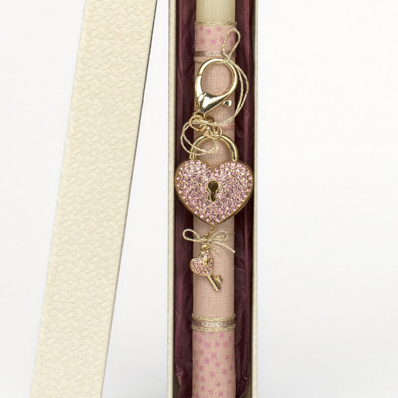 Πασχαλινή Λαμπάδα με Μπρελόκ Καρδιά Κλειδαριά Λευκή (26129W)Πασχαλινή Λαμπάδα με Μπρελόκ Καρδιά Κλειδαριά Λευκή (26129W)