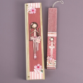 Πασχαλινή Λαμπάδα σε Ξύλινη Κασετίνα Κορίτσι σε Κούνια (26153)Πασχαλινή Λαμπάδα σε Ξύλινη Κασετίνα Κορίτσι σε Κούνια (26153)