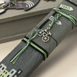 Πασχαλινή Λαμπάδα σε Ξύλινη Κασετίνα Ποδηλάτης (26155)