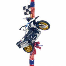 Χειροποίητη Πασχαλινή Λαμπάδα με Μηχανή BMW (26.57)Χειροποίητη Πασχαλινή Λαμπάδα με Μηχανή BMW (26.57)