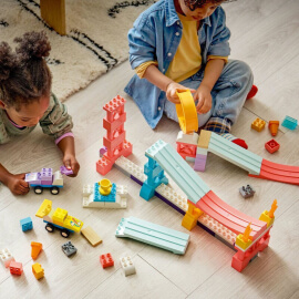 Lego Duplo - 3 σε 1 Δημιουργικές Ράμπες με Οχήματα (10478)