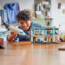Lego City - Αεροδρόμιο με Αεροπλάνο (60502)