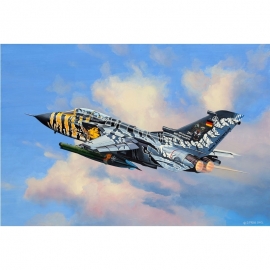 Πολεμικό Αεροπλάνο Tornado ECR 1/144