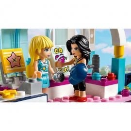 Lego Friends - Το Αθλητικό Γήπεδο της Στέφανι