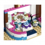 Lego Friends - Το Καφέ με Καπ-Κέικς της Ολίβια (41366)